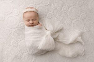 hobart newborn photographer