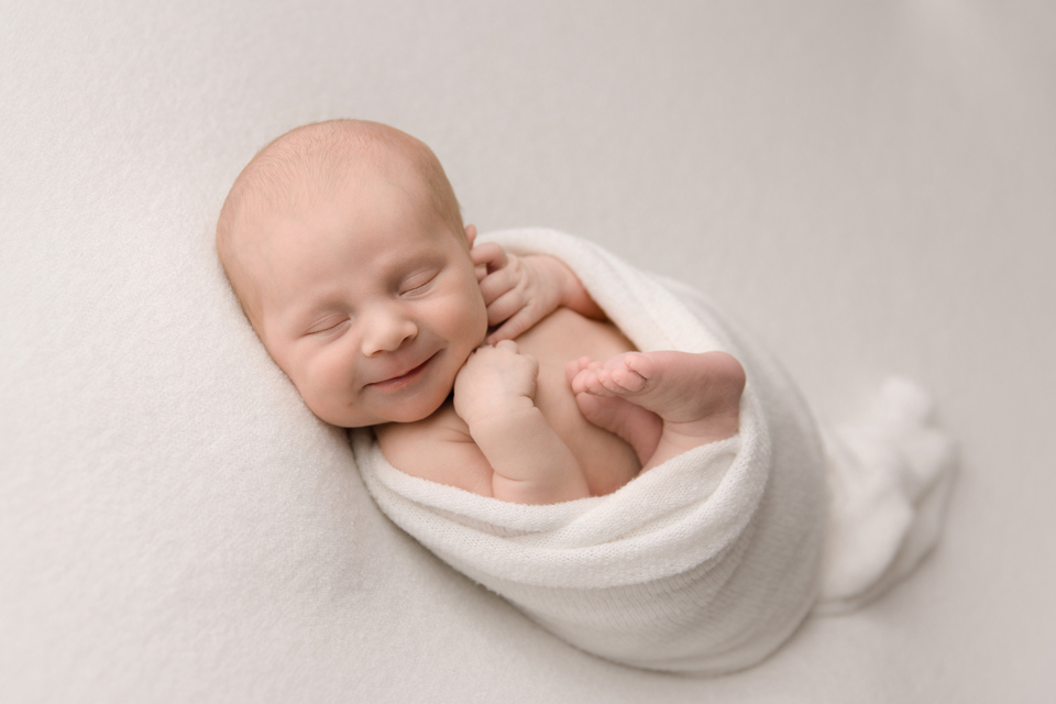 hobart newborn photographer